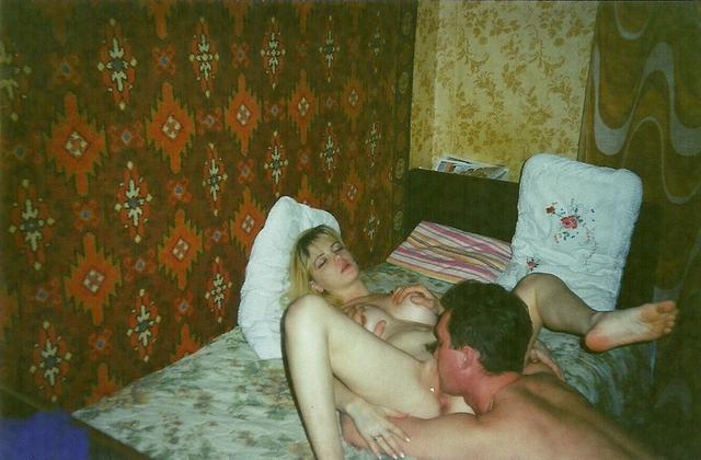 Мужья и жены занимаются сексом на камеры 41 фото